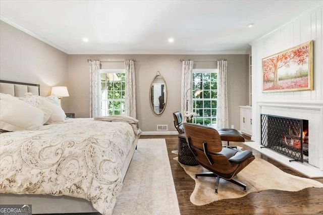 100 Huntcliff Point, Sandy Springs, GA 30350