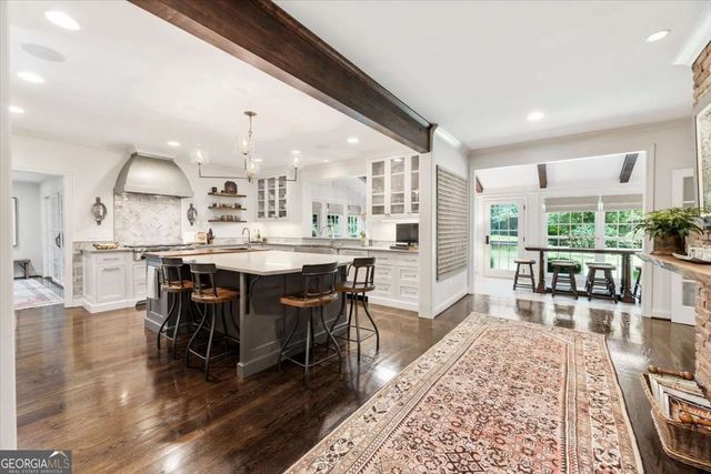100 Huntcliff Point, Sandy Springs, GA 30350