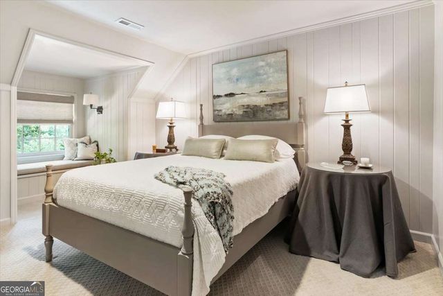 100 Huntcliff Point, Sandy Springs, GA 30350