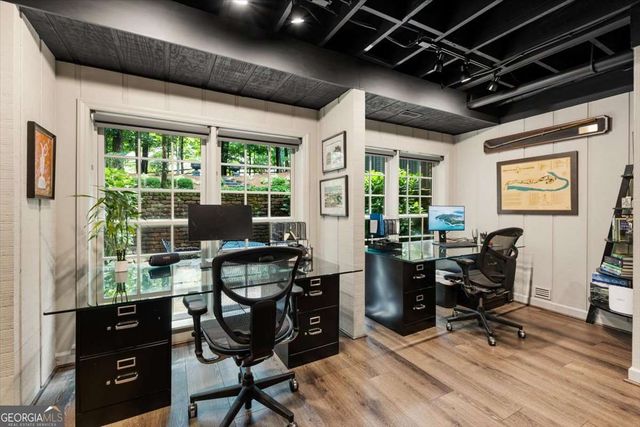 100 Huntcliff Point, Sandy Springs, GA 30350
