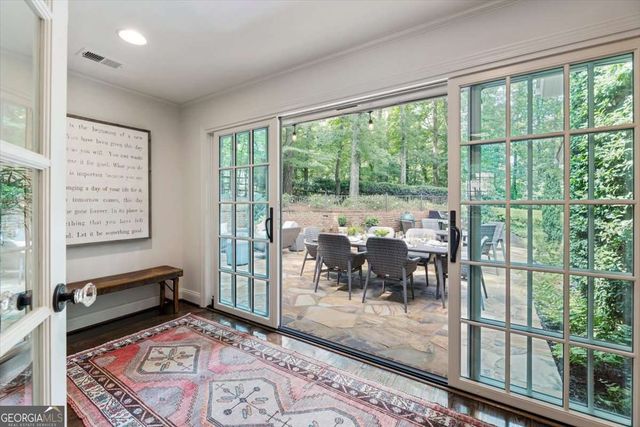 100 Huntcliff Point, Sandy Springs, GA 30350