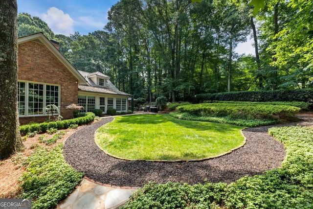 100 Huntcliff Point, Sandy Springs, GA 30350