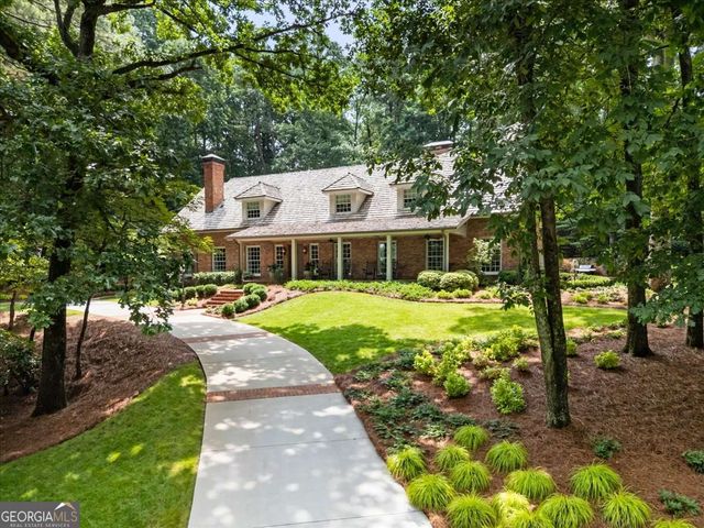 100 Huntcliff Point, Sandy Springs, GA 30350