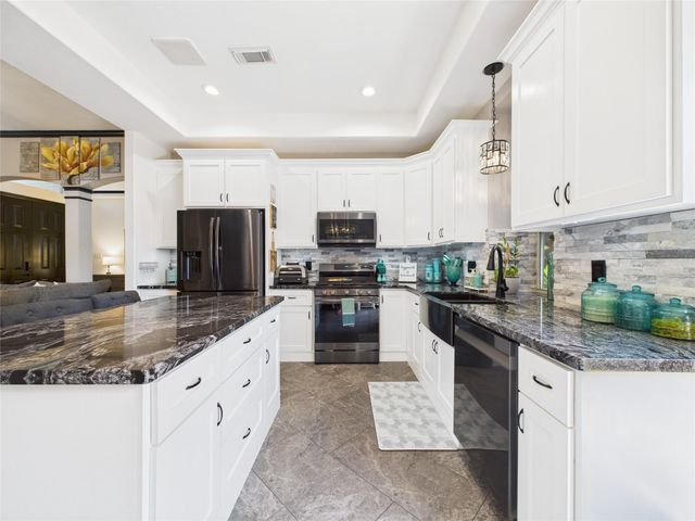 203 Las Brisas Street, Kemah, TX 77565