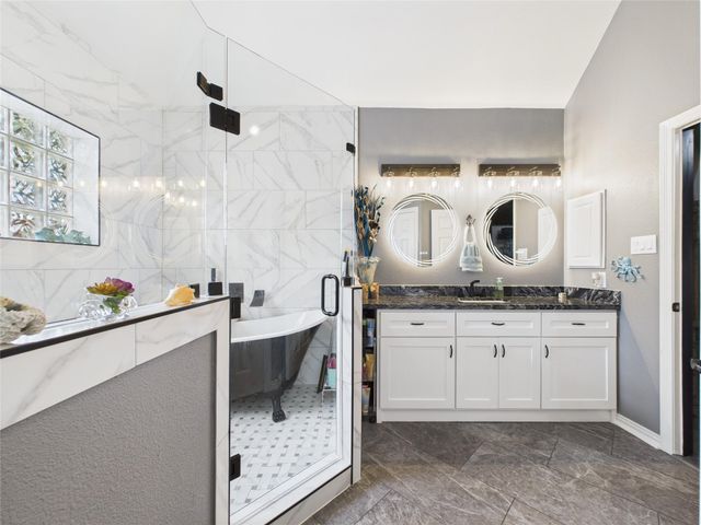 203 Las Brisas Street, Kemah, TX 77565