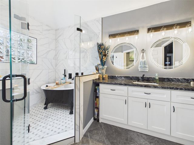 203 Las Brisas Street, Kemah, TX 77565