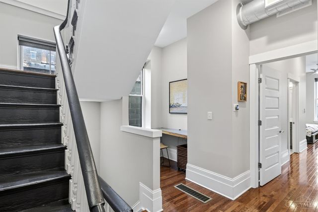 1008 Elm Street, Cincinnati, OH 45202