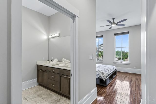 1008 Elm Street, Cincinnati, OH 45202