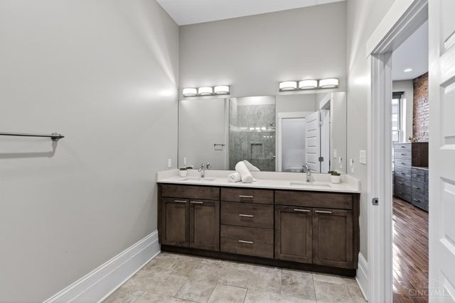 1008 Elm Street, Cincinnati, OH 45202