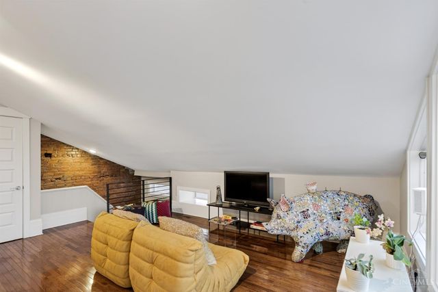1008 Elm Street, Cincinnati, OH 45202