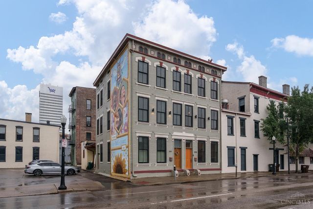 1008 Elm Street, Cincinnati, OH 45202
