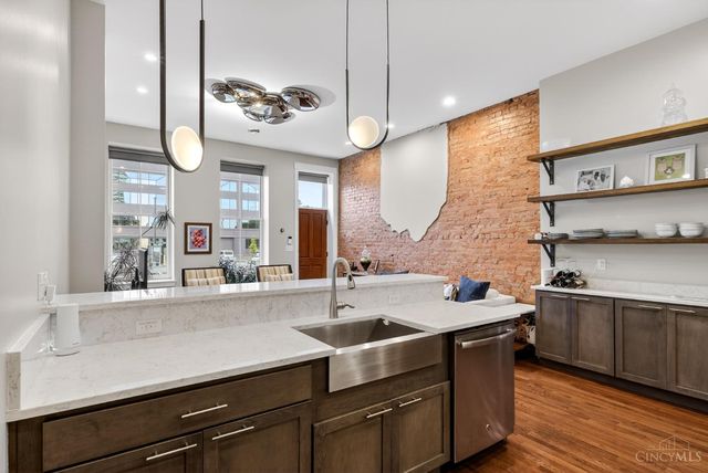 1008 Elm Street, Cincinnati, OH 45202