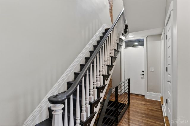 1008 Elm Street, Cincinnati, OH 45202