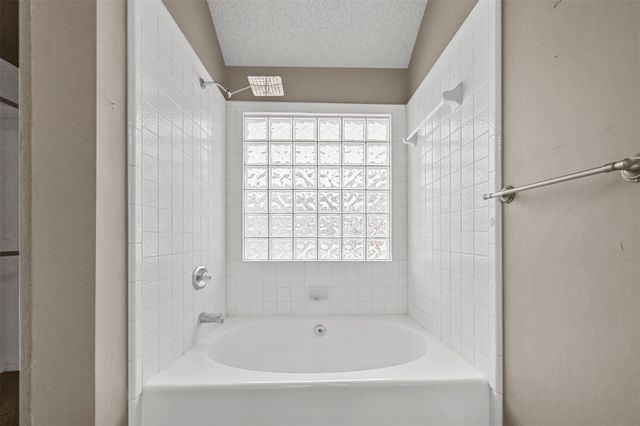 10116 Long Rifle Drive, Fort Worth, TX 76108
