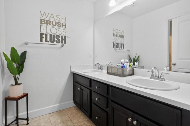 251 Promise Way, Hollister, CA 95023