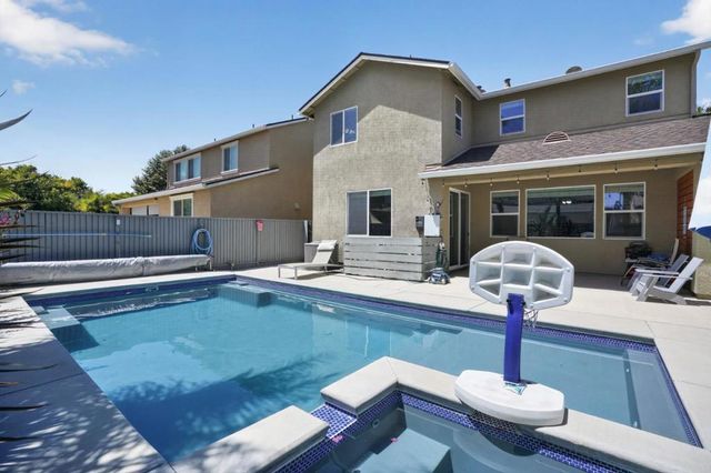 251 Promise Way, Hollister, CA 95023