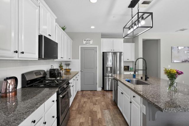 251 Promise Way, Hollister, CA 95023