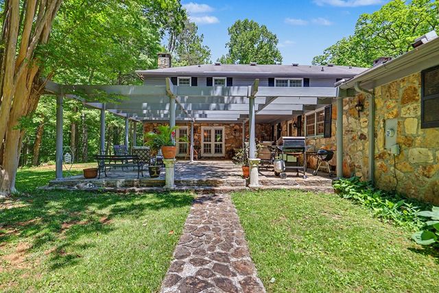 1127 Burch Branch Road, Hiawassee, GA 30546