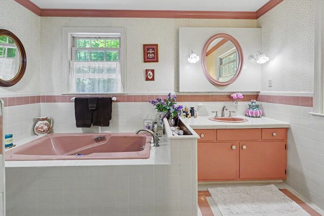 1127 Burch Branch Road, Hiawassee, GA 30546
