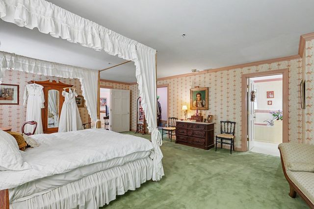 1127 Burch Branch Road, Hiawassee, GA 30546