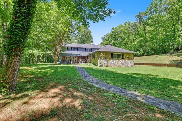 1127 Burch Branch Road, Hiawassee, GA 30546