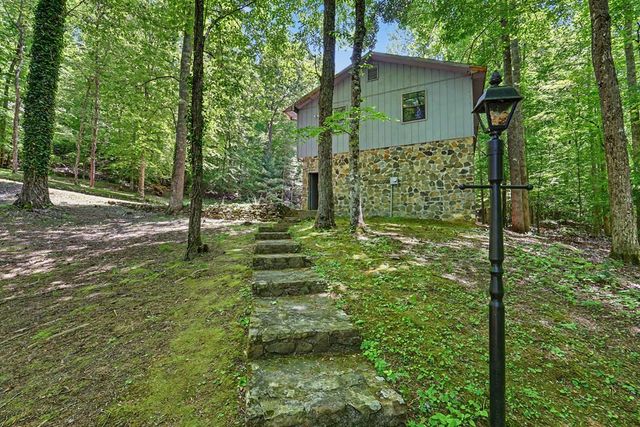 1127 Burch Branch Road, Hiawassee, GA 30546