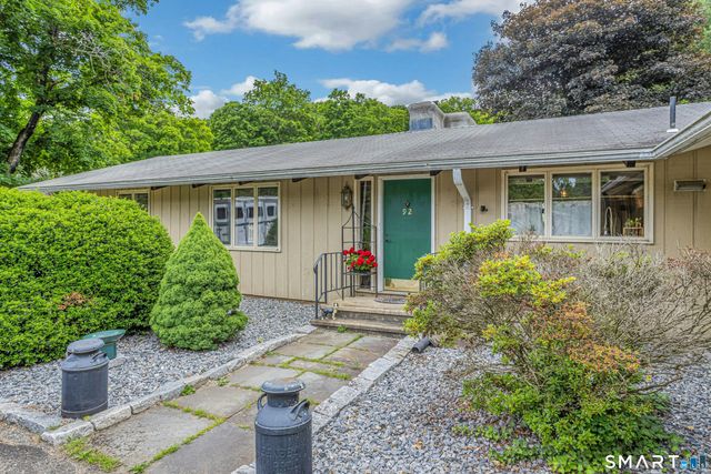 92 Minortown Road, Woodbury, CT 06798