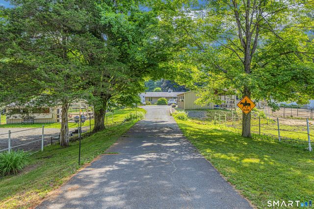 92 Minortown Road, Woodbury, CT 06798