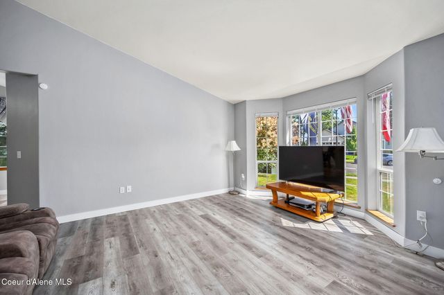 2441 N Henry ST, Post Falls, ID 83854