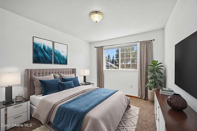 2441 N Henry ST, Post Falls, ID 83854