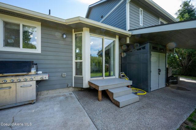 2441 N Henry ST, Post Falls, ID 83854