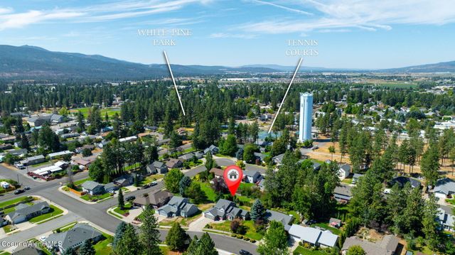 2441 N Henry ST, Post Falls, ID 83854