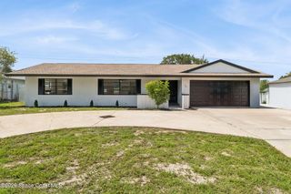 381 E Riviera Boulevard, Indialantic, FL 32903
