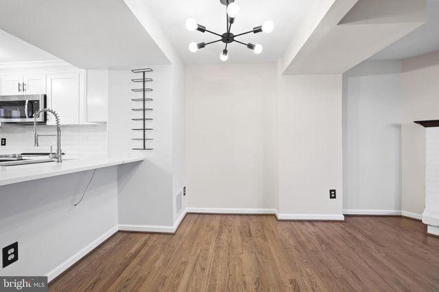 2858 NEW PROVIDENCE CT, Falls Church, VA 22042