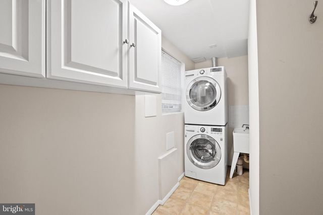 2858 NEW PROVIDENCE CT, Falls Church, VA 22042