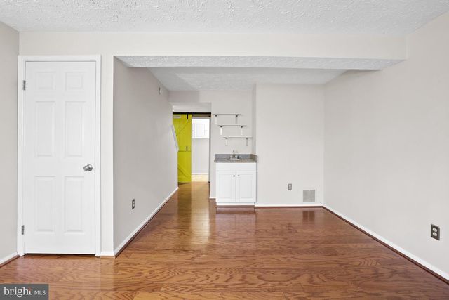 2858 NEW PROVIDENCE CT, Falls Church, VA 22042