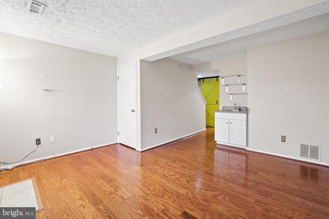 2858 NEW PROVIDENCE CT, Falls Church, VA 22042