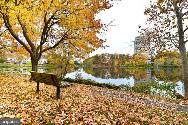 2858 NEW PROVIDENCE CT, Falls Church, VA 22042