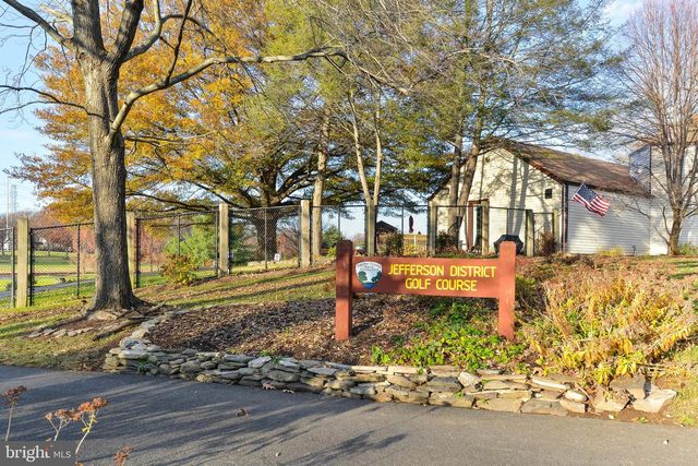 2858 NEW PROVIDENCE CT, Falls Church, VA 22042