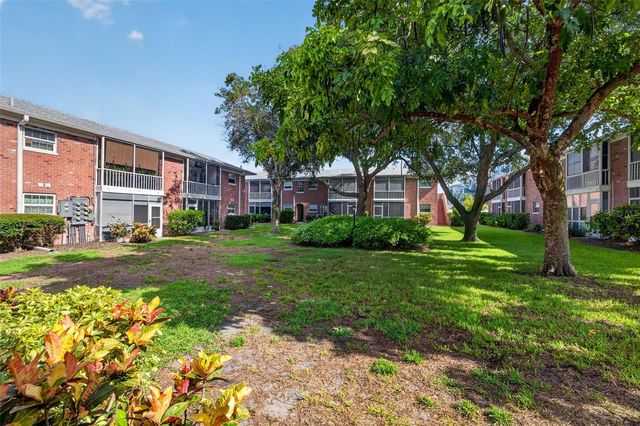 3585 41ST TERRACE S 225, St Petersburg, FL 33711