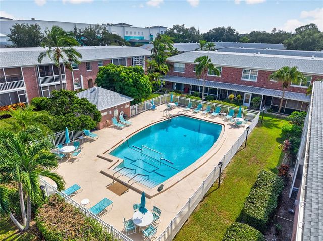 3585 41ST TERRACE S 225, St Petersburg, FL 33711
