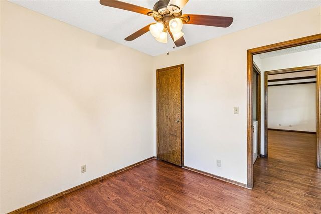 529 S Silver Drive, Mustang, OK 73064