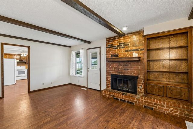 529 S Silver Drive, Mustang, OK 73064