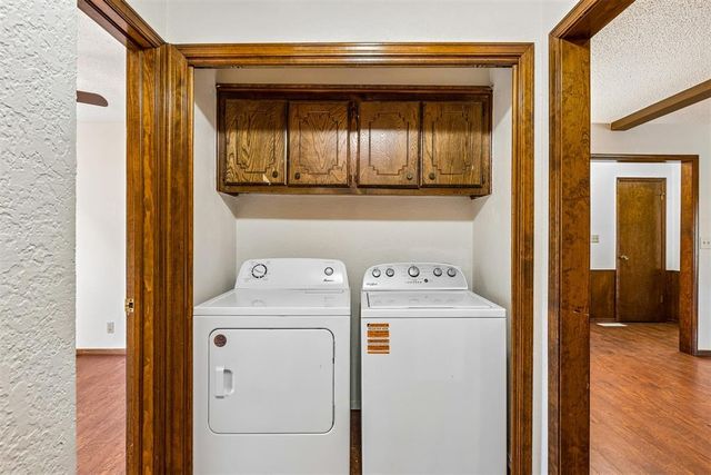 529 S Silver Drive, Mustang, OK 73064
