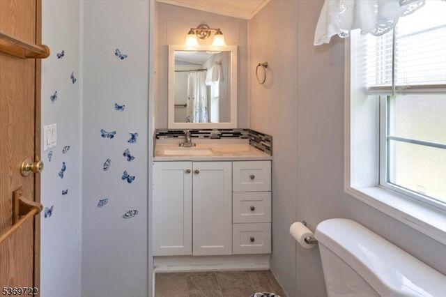 4 Dawn Drive, White Twp., NJ 07823