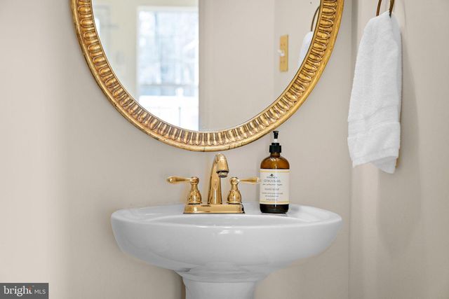 4223 MEDALLION DR, Silver Spring, MD 20904