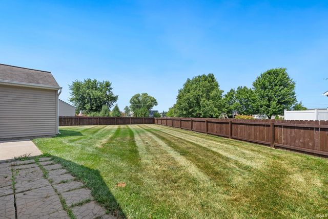 11925 Dark Hollow Court, Fort Wayne, IN 46818
