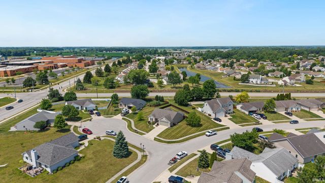 11925 Dark Hollow Court, Fort Wayne, IN 46818