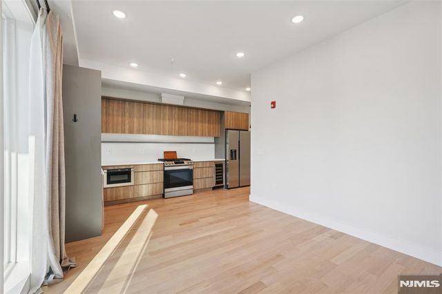 431 Palisade Avenue 3, Jersey City, NJ 07307