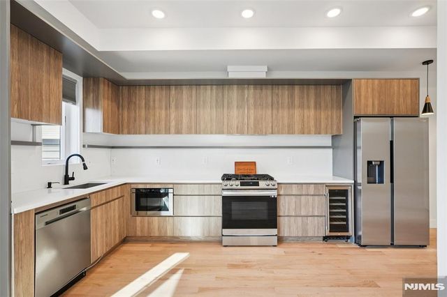 431 Palisade Avenue 3, Jersey City, NJ 07307